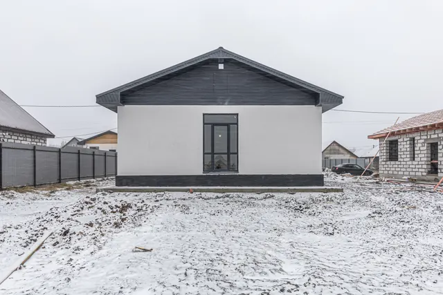 Снаружи — дом 80 м²