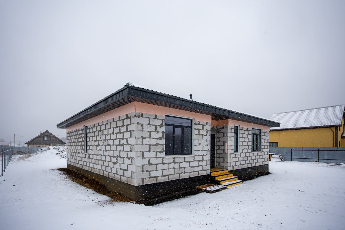 Дом 120 м² из газоблока в тёплом контуре, Долгодеревенское